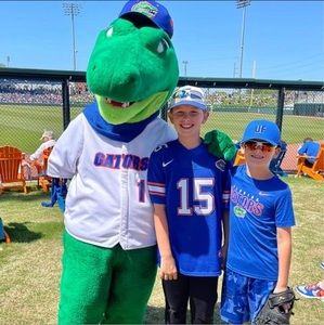 Meet your Posher, Genienne